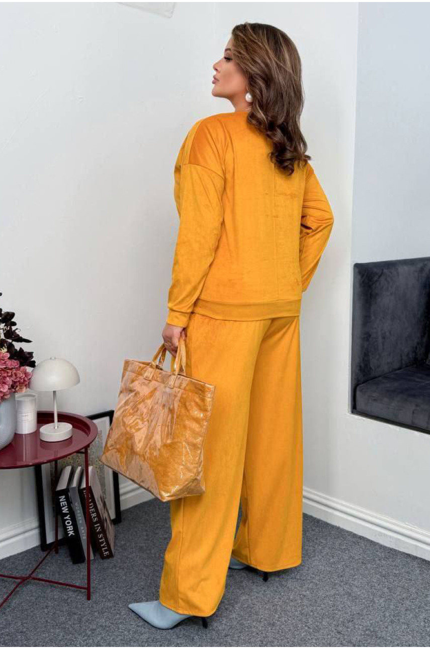 Костюм женский полубатальный горчичного цвета 7854 208640