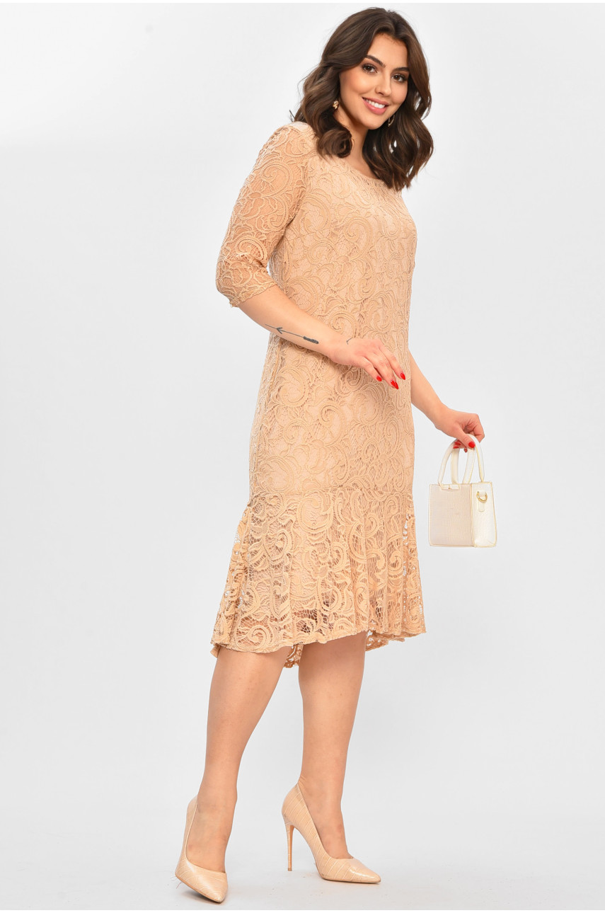 Платье женское однотонное бежевого цвета 208699