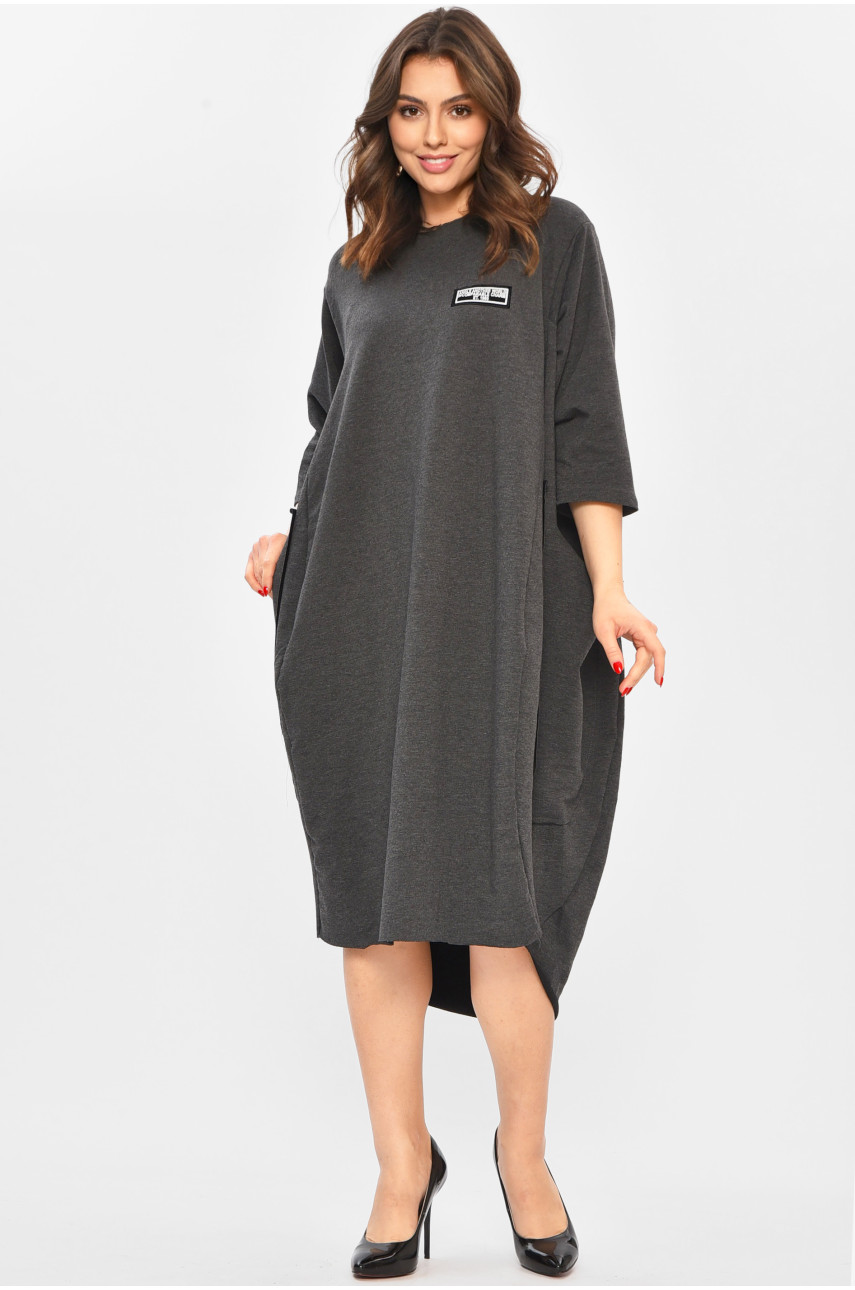 Платье женское полубатальное тёмно-серого цвета 8234 208702