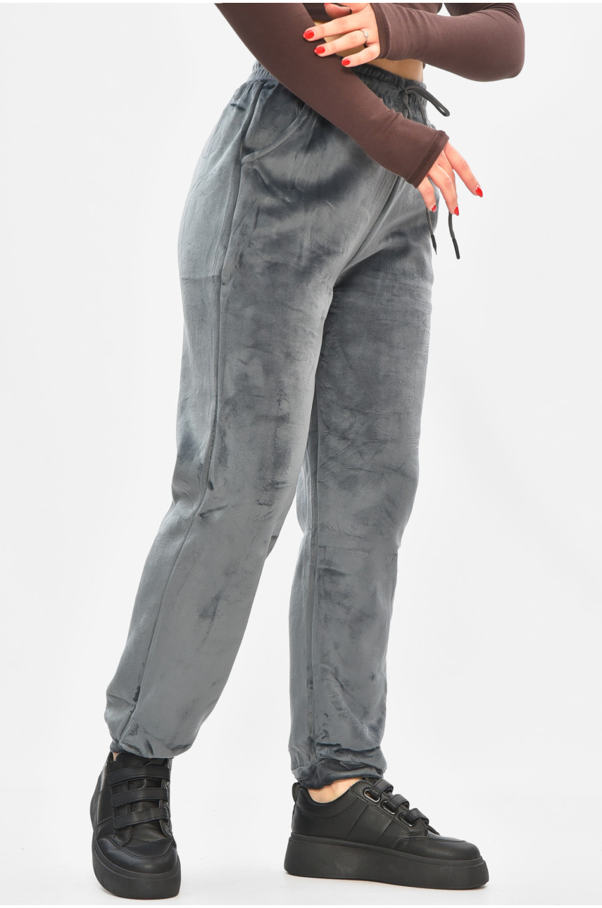 Спортивные штаны женские на искусственном меху серого цвета В505 208867