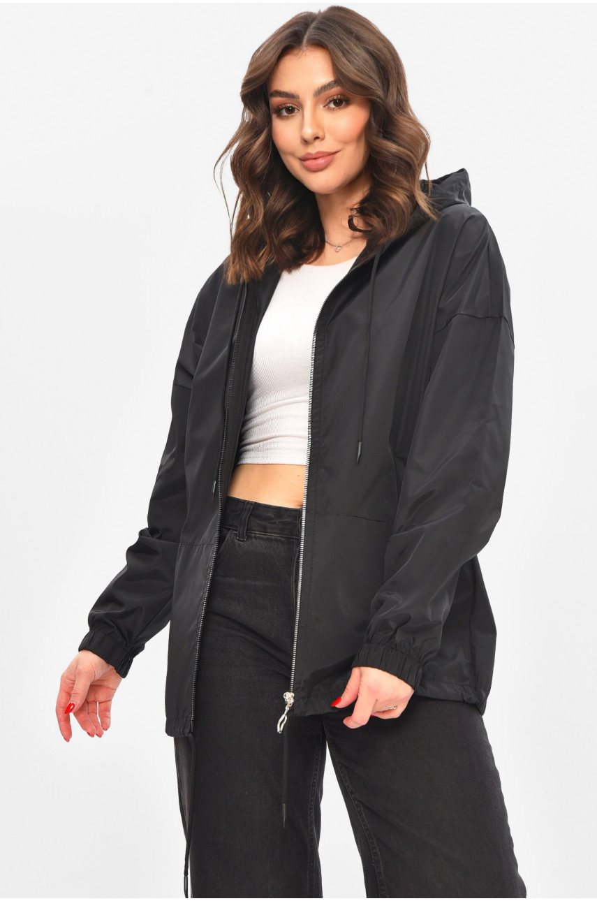 Вітровка жіноча однотонна чорного кольору 1002 209026