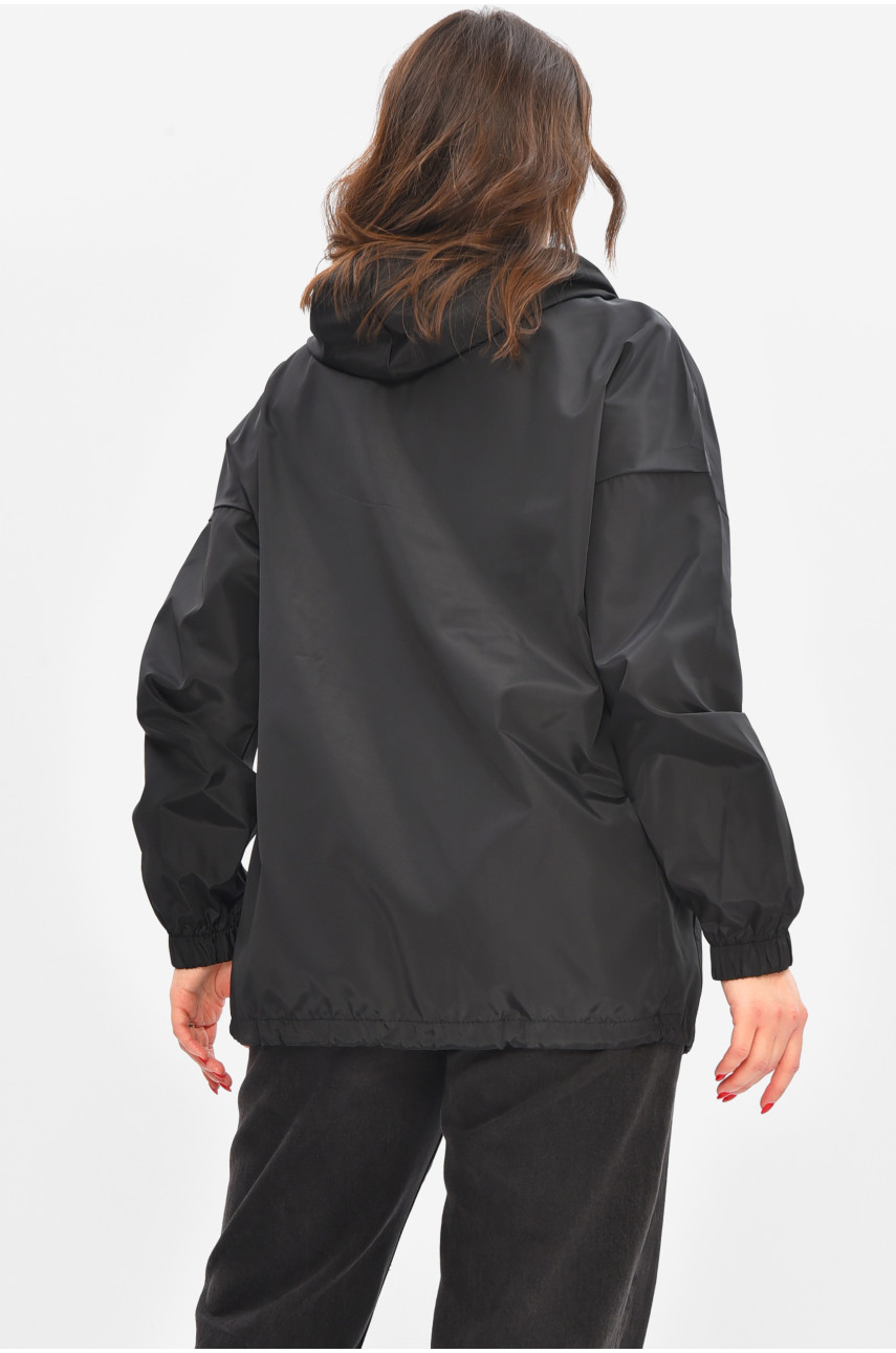 Вітровка жіноча однотонна чорного кольору 1002 209026