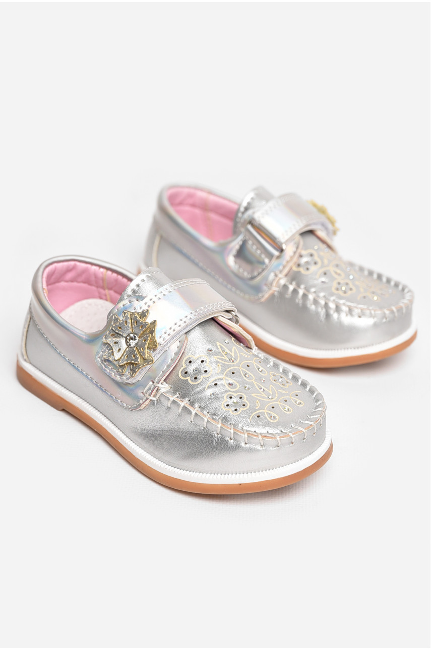 Мокасины детские для девочки серебристого цвета 18302-21 209138