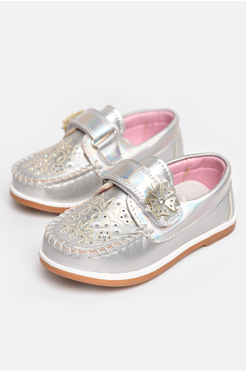 Мокасины детские для девочки серебристого цвета 18302-21 209138