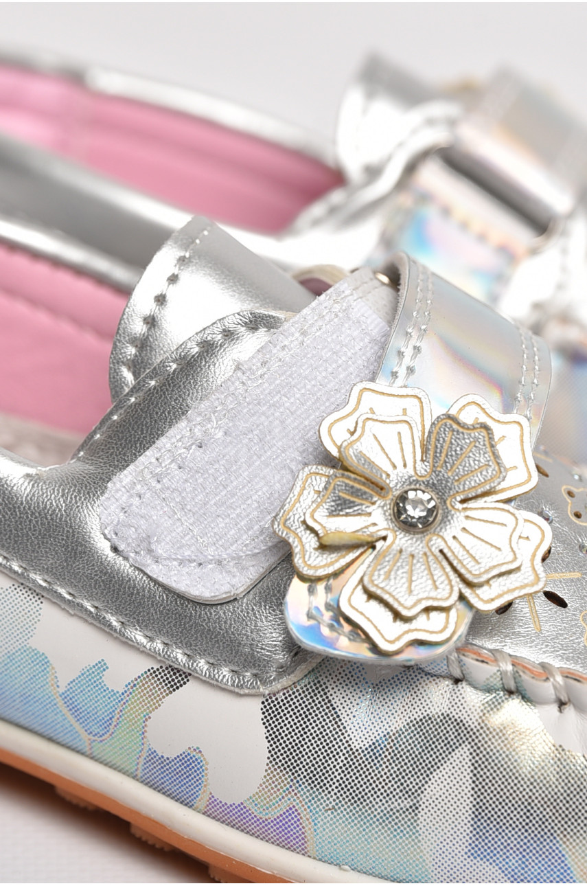 Мокасины детские для девочки серебристого цвета 18305-21 209143