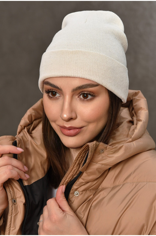 Шапка женская демисезонная белого цвета 57070 209157