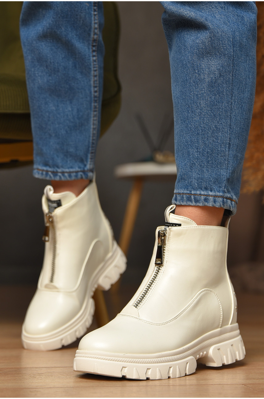 Ботинки женские демисезонные белого цвета 148-5 209370