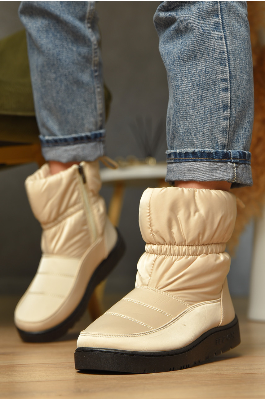 Дутики жіночі на хутрі бежевого кольору м2-4 209400