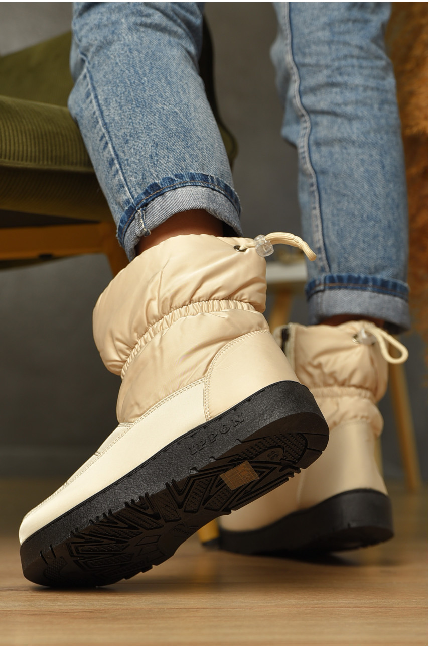 Дутики жіночі на хутрі бежевого кольору Уцінка м2-4 209403 Дутики жіночі на хутрі бежевого кольору Уцінка м2-4 209403