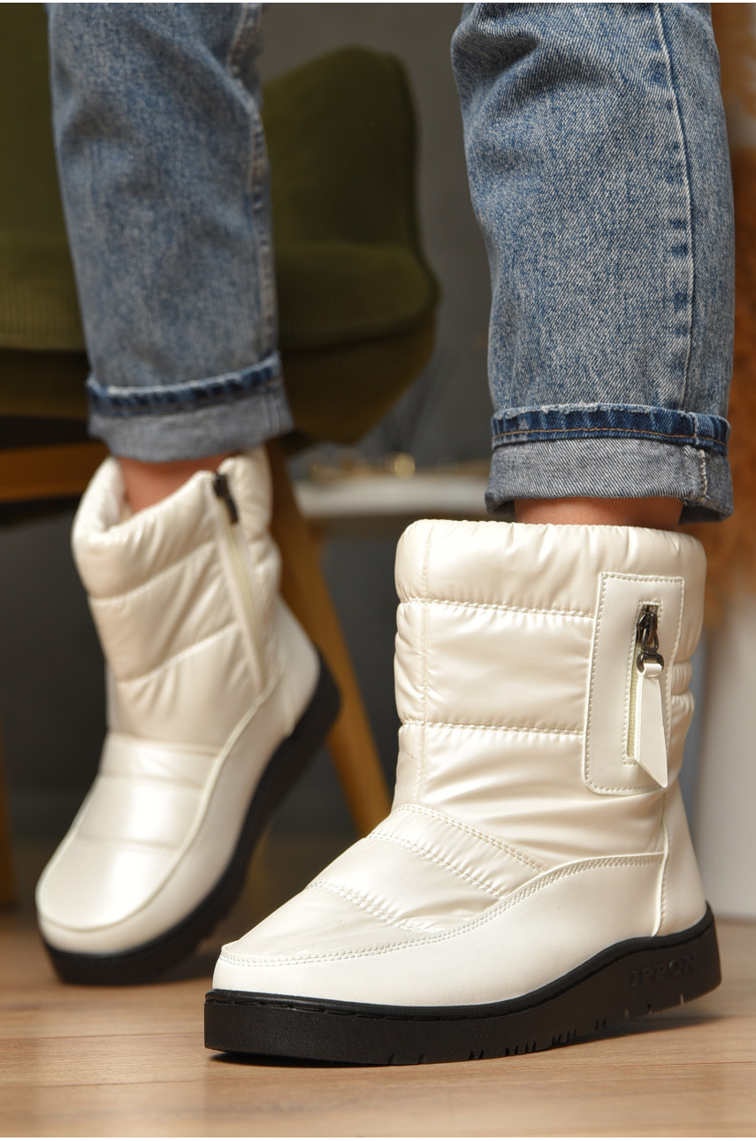 Дутики жіночі на хутрі білого кольору Уцінка м5-5 209404