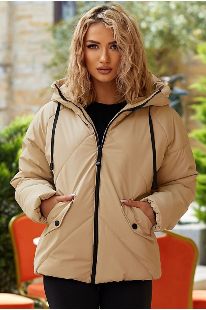 Куртка жіноча демісезонна бежевого кольору 295 209497
