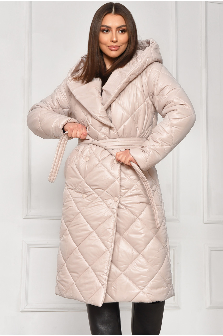 Куртка жіноча подовжена демісезонна молчного кольору з капюшом 330 209528