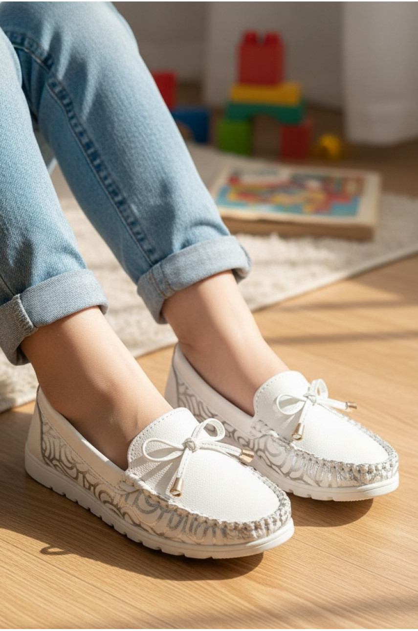 Мокасини дитячі для дівчинки білого кольору 1736-1 209587