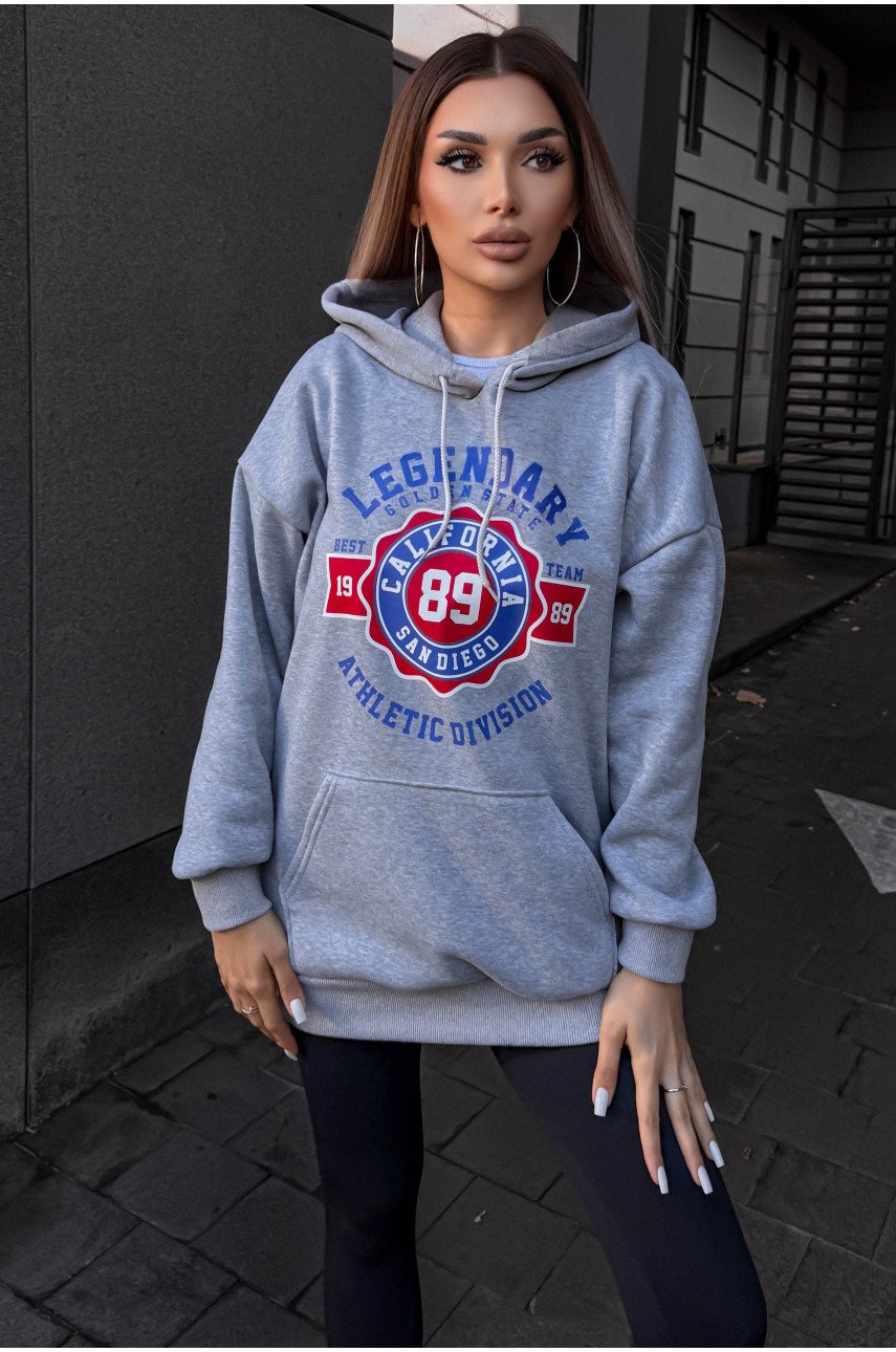 Худи женское на флисе серого цвета с принтом 5011 209623