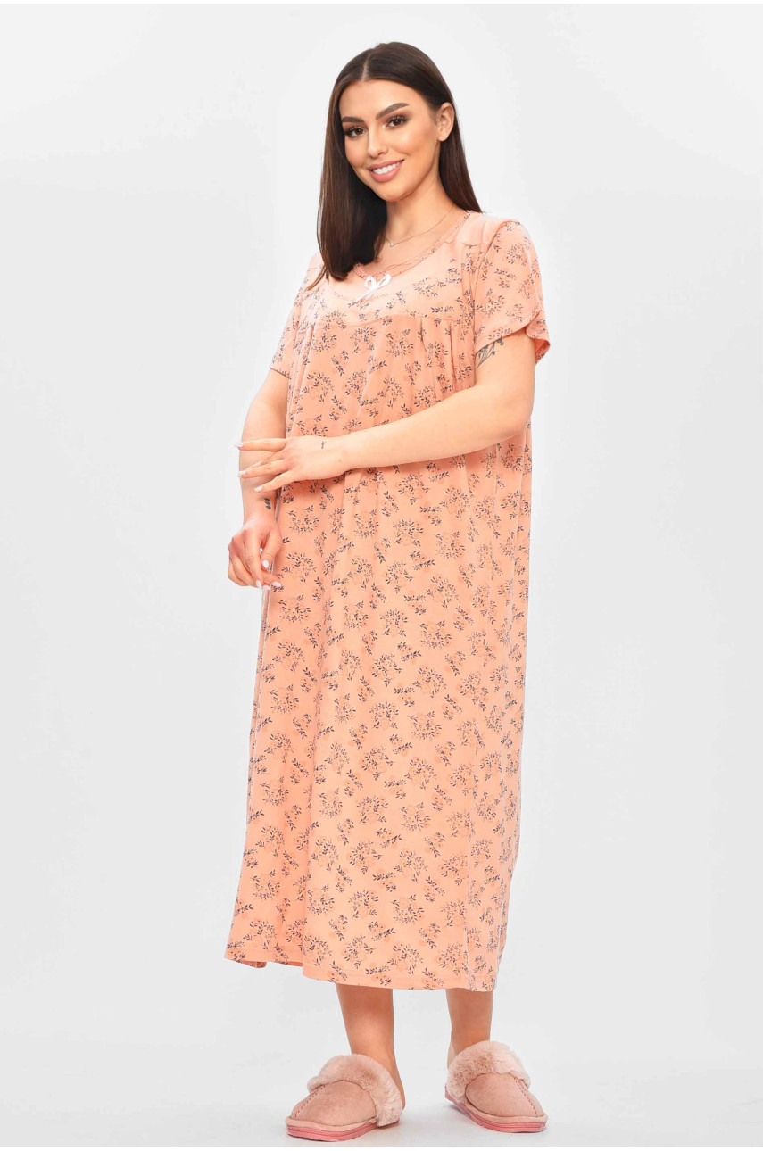 Нічна сорочка жіноча напівбатальна пудрового кольору з принтом 132 209645