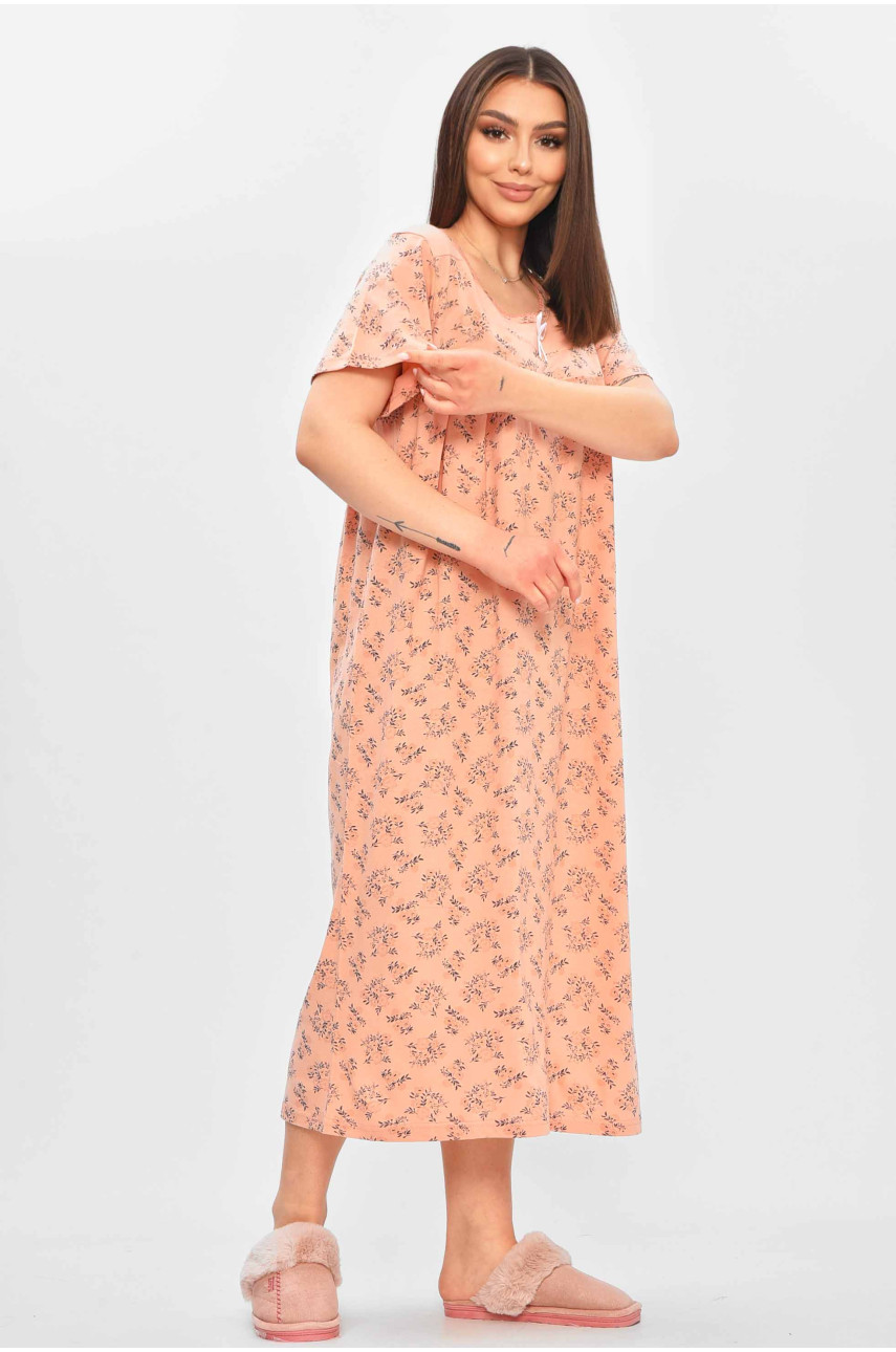 Нічна сорочка жіноча напівбатальна пудрового кольору з принтом 132 209645