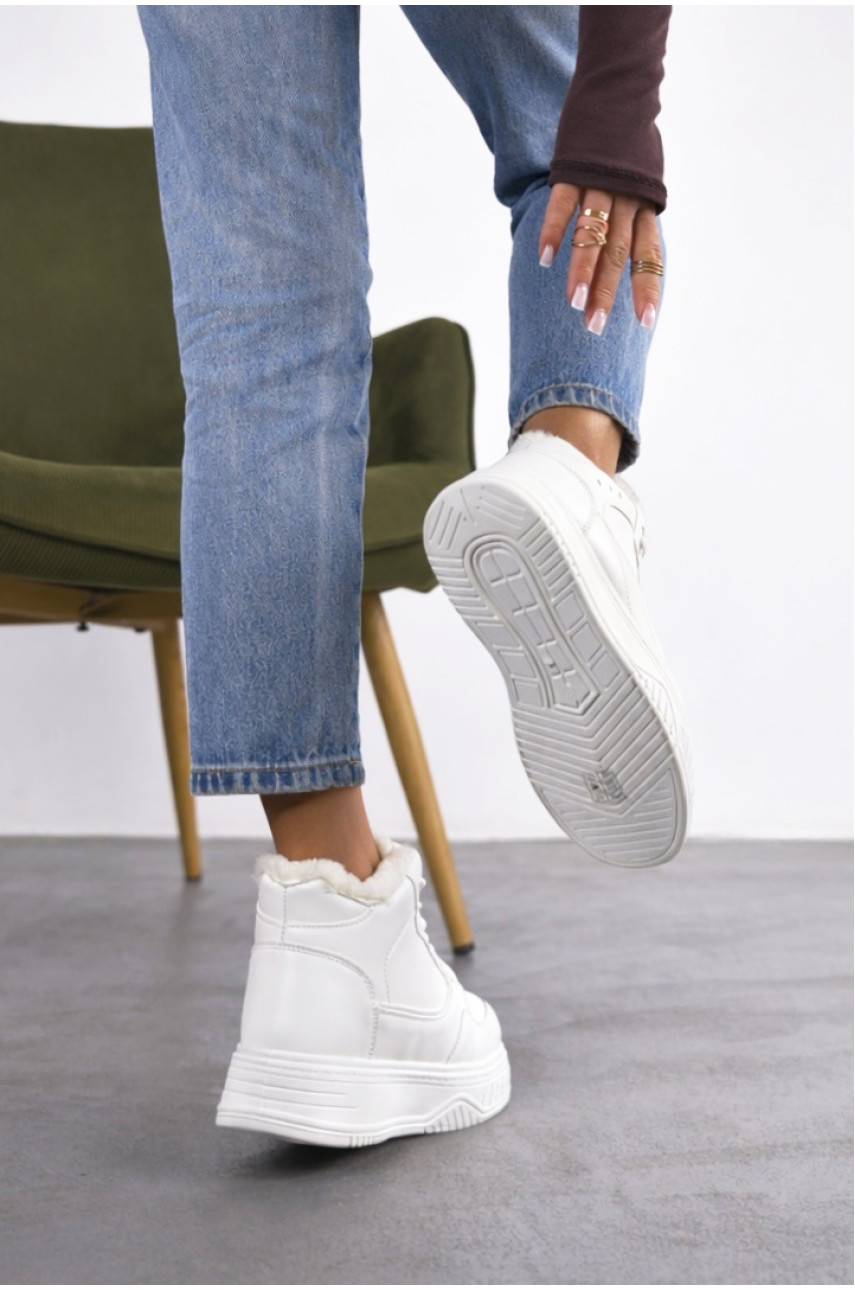 Кросівки зимові жіночі білого кольору K976-1 209936