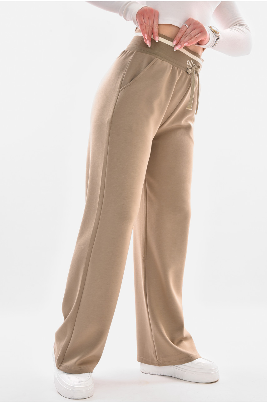 Штаны женские полубатальные однотонные бежевого цвета 9640-1 210054