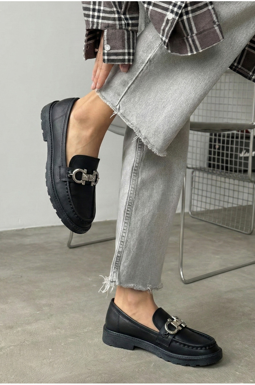 Туфли-лоферы женские черного цвета JB1710-1 210066