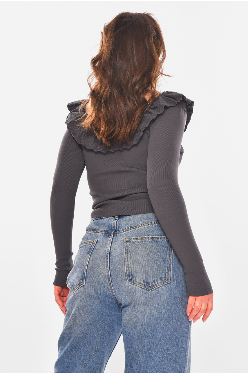 Кофта жіноча з рюшами однотонна темно-сірого кольору 7141 210182