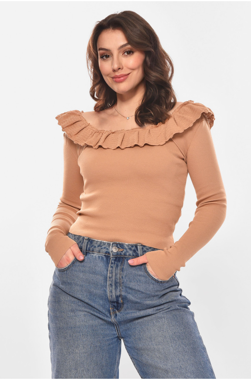Кофта жіноча з рюшами однотонна бежевого кольору 7142 210186