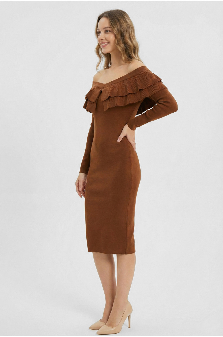 Сукня жіноча з рюшами коричневого кольору 7084 210209