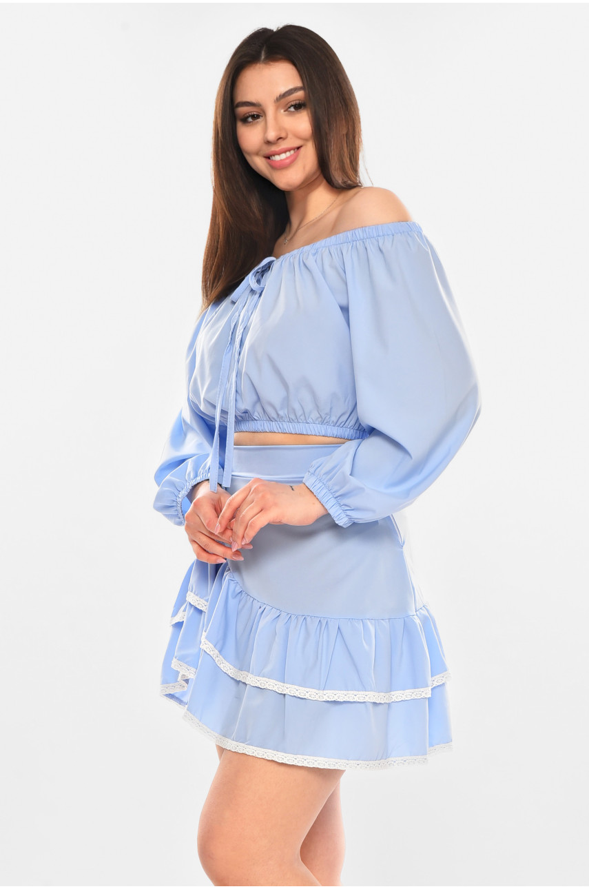 Костюм женский однотонный с рюшами голубого цвета 210272
