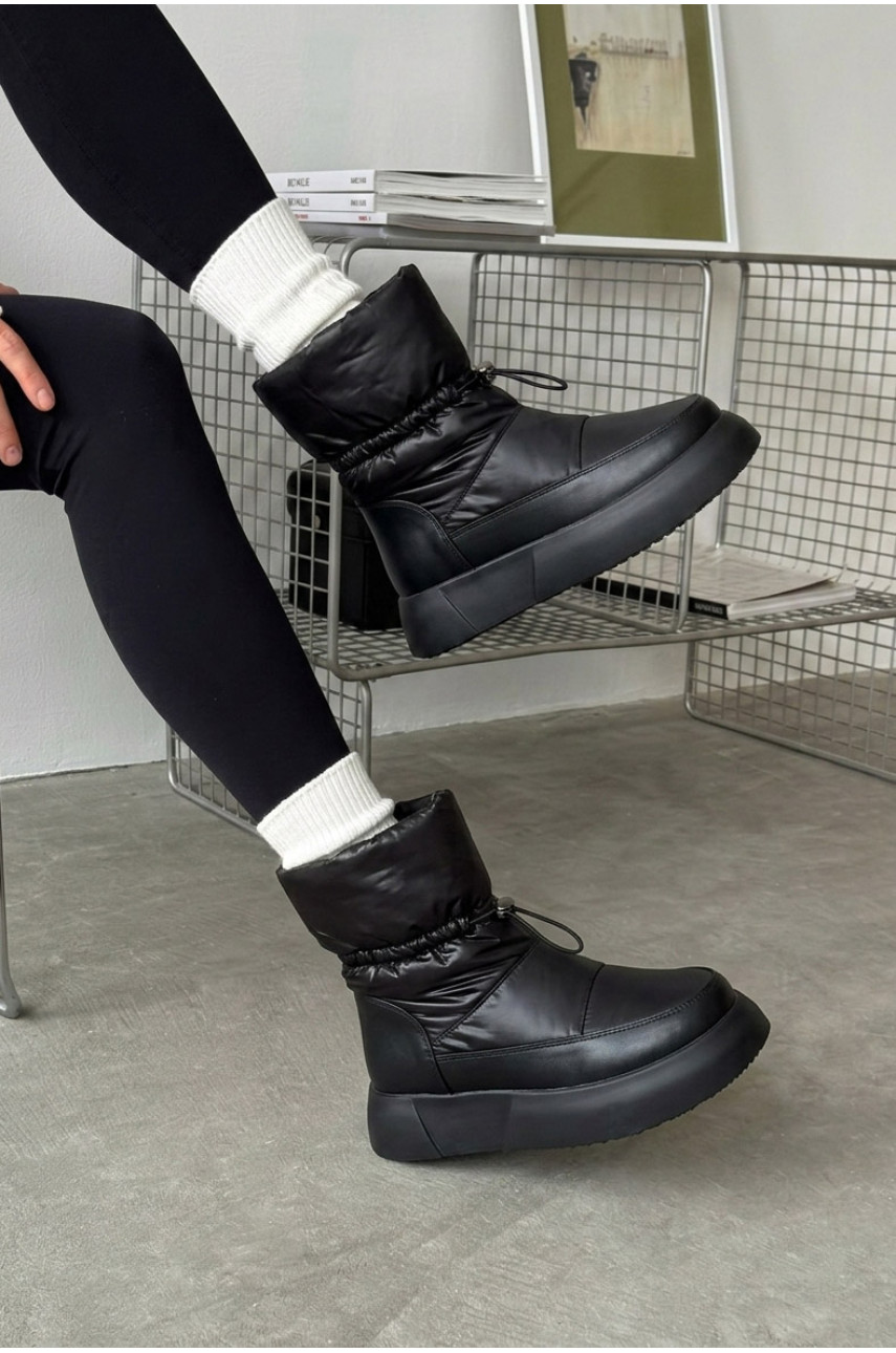 Дутики жіночі на хутрі чорного кольору 88609-2 210326