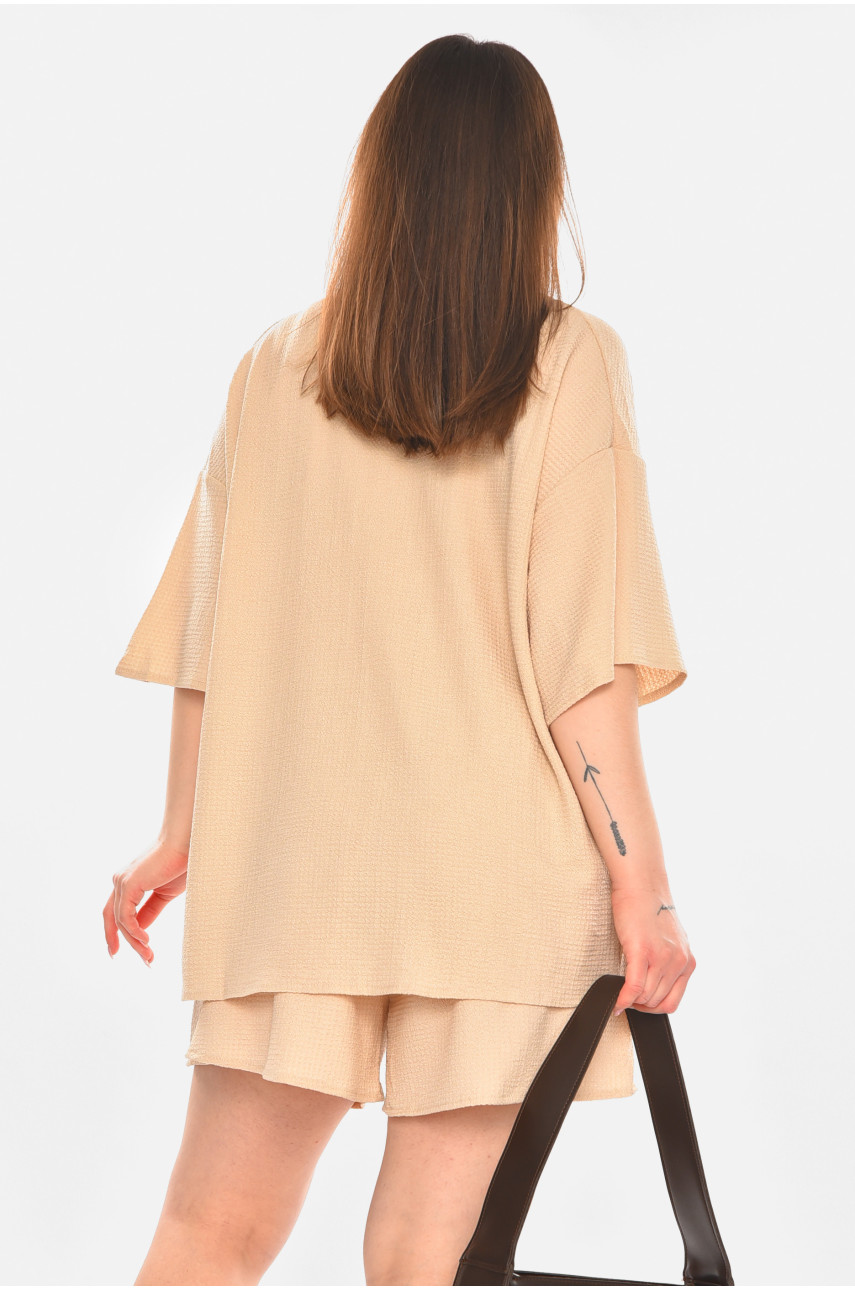 Костюм женский однотонный бежевого цвета 2412 210329