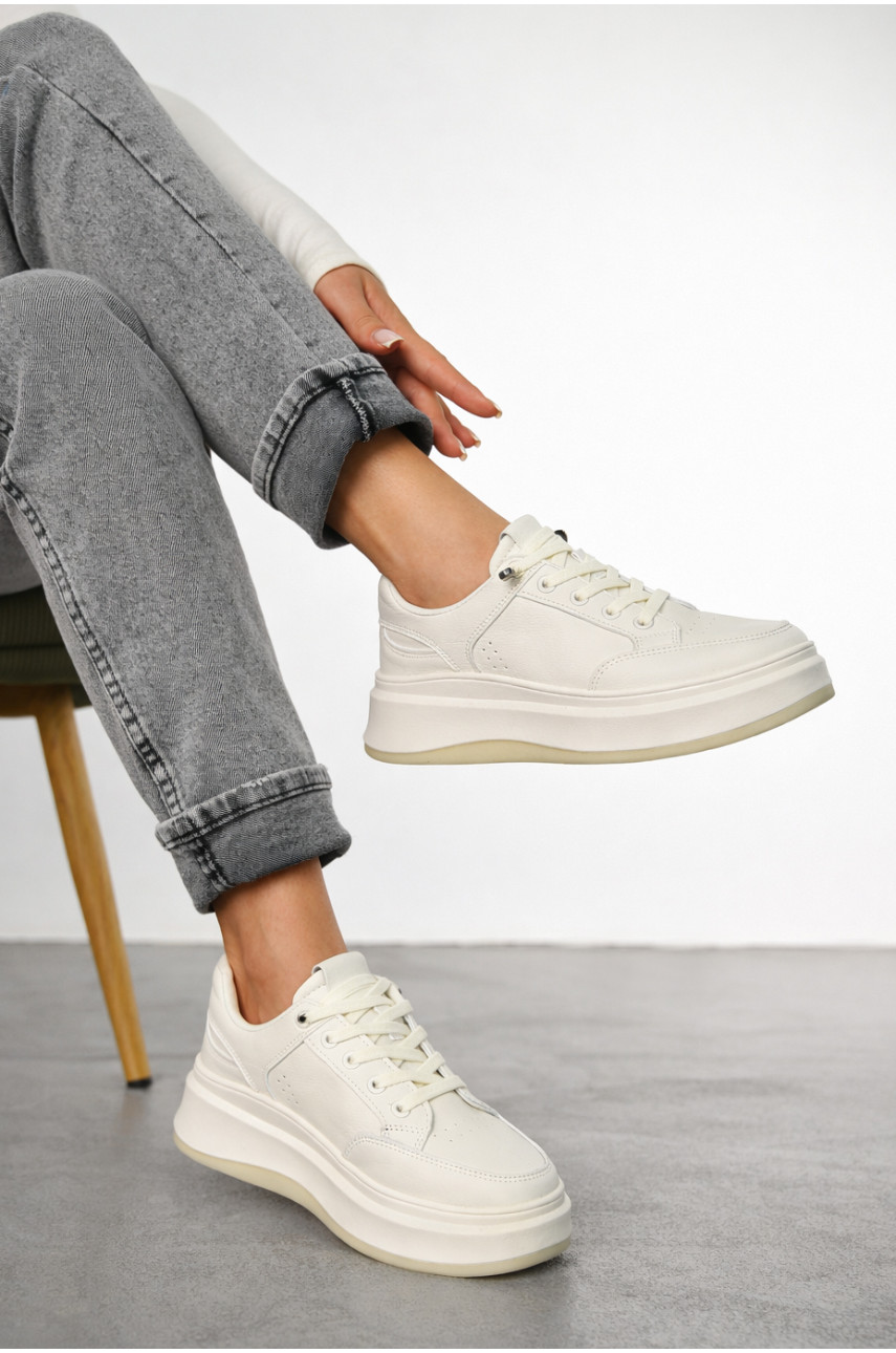 Кроссовки женские молочного цвета в1-3 210340