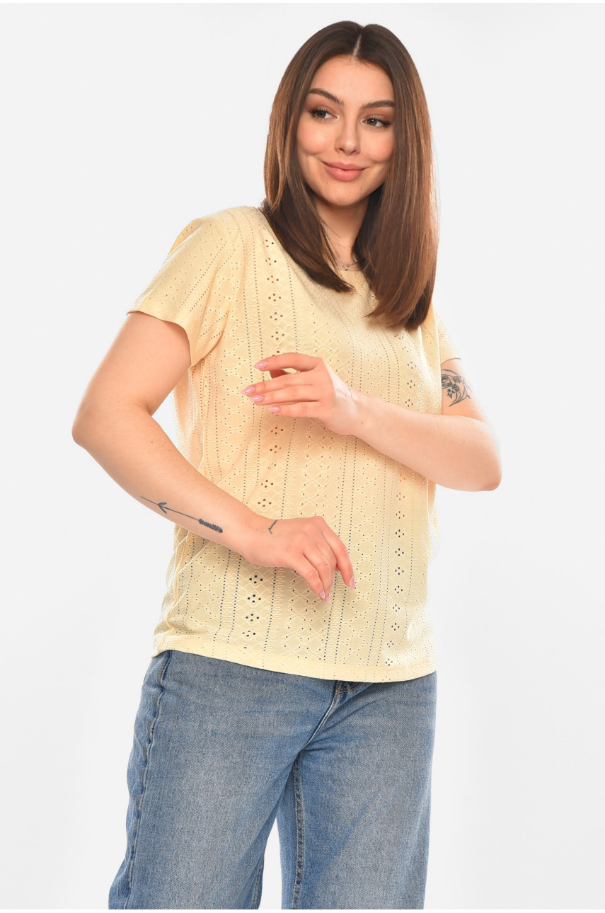 Футболка жіноча однотонна світло-бежевого кольору 2265 210365