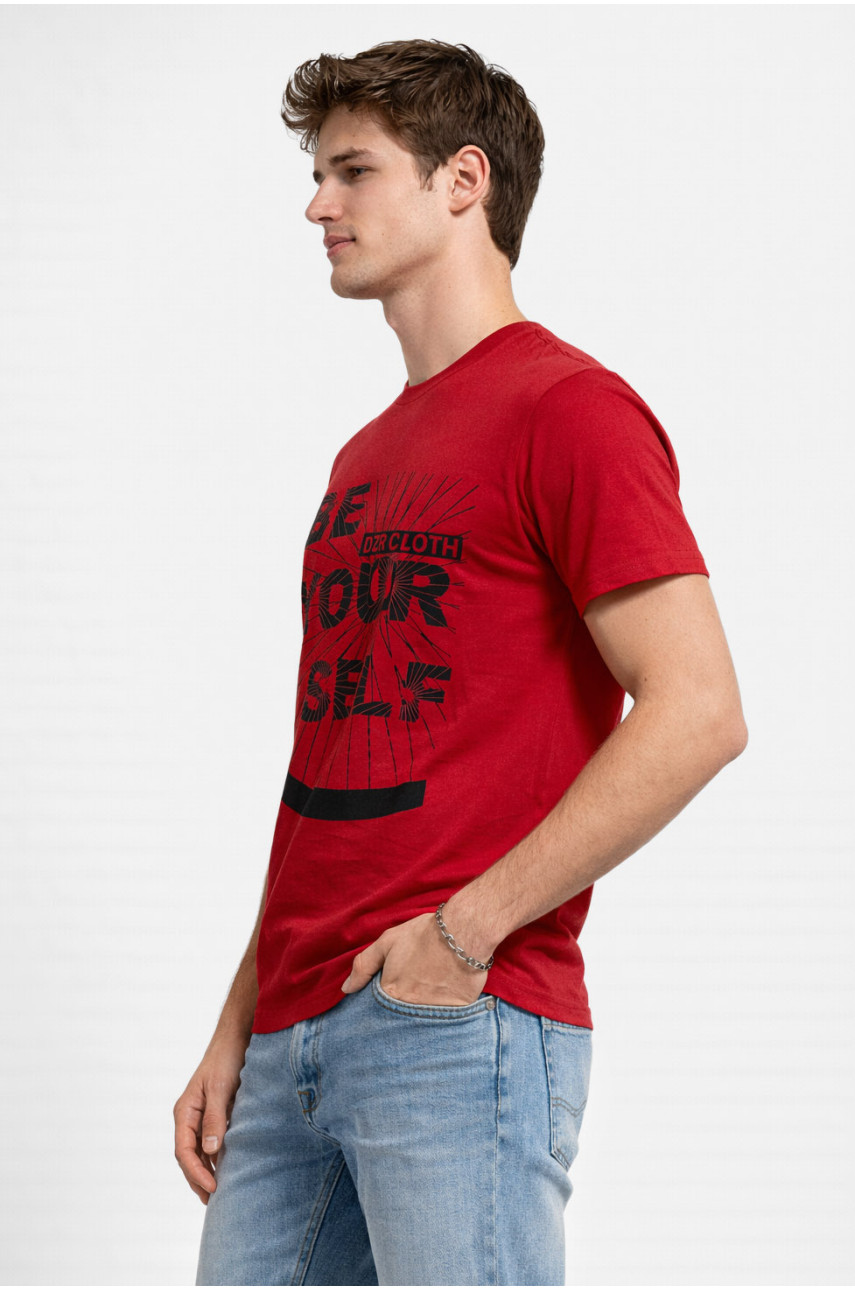Футболка мужская красного цвета с принтом 210406