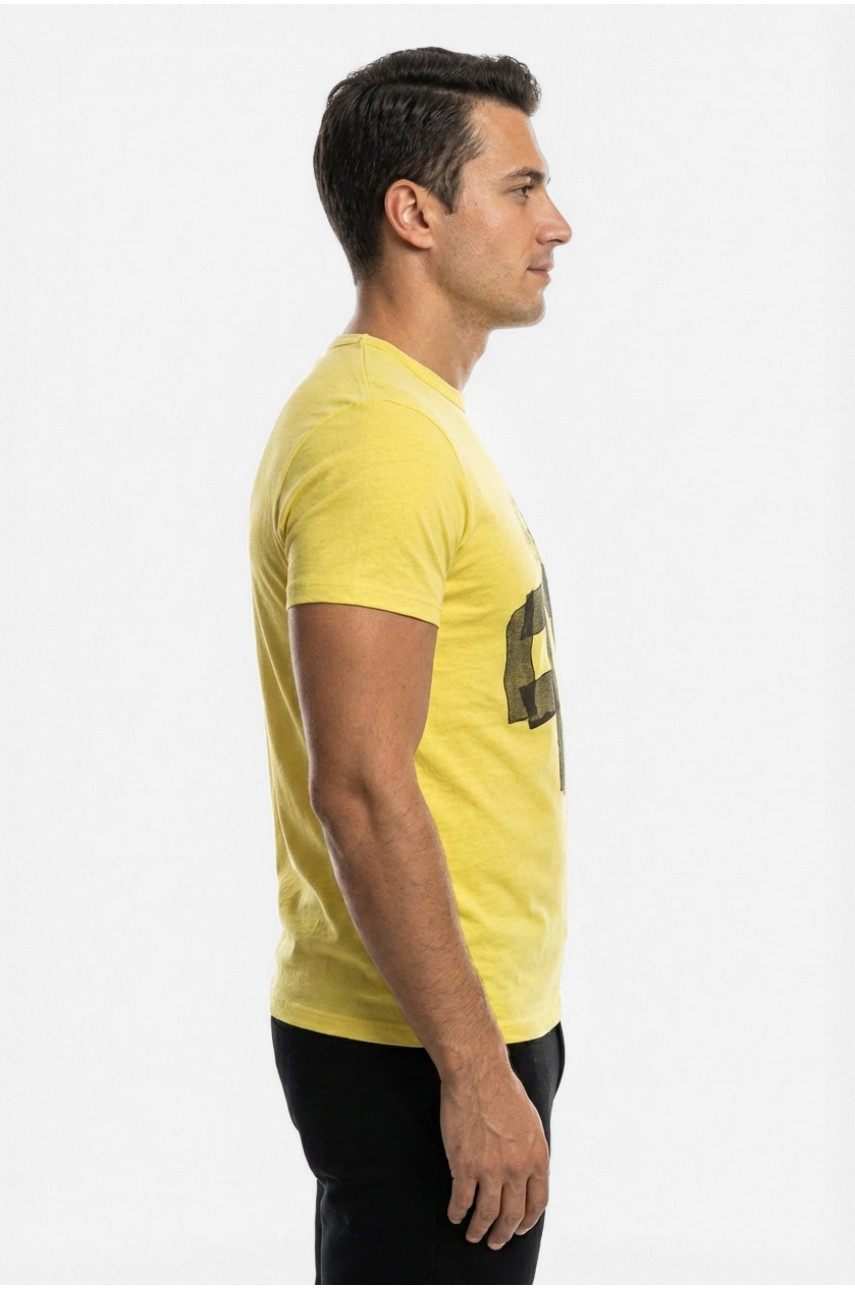 Футболка мужская желтого цвета с принтом 210409