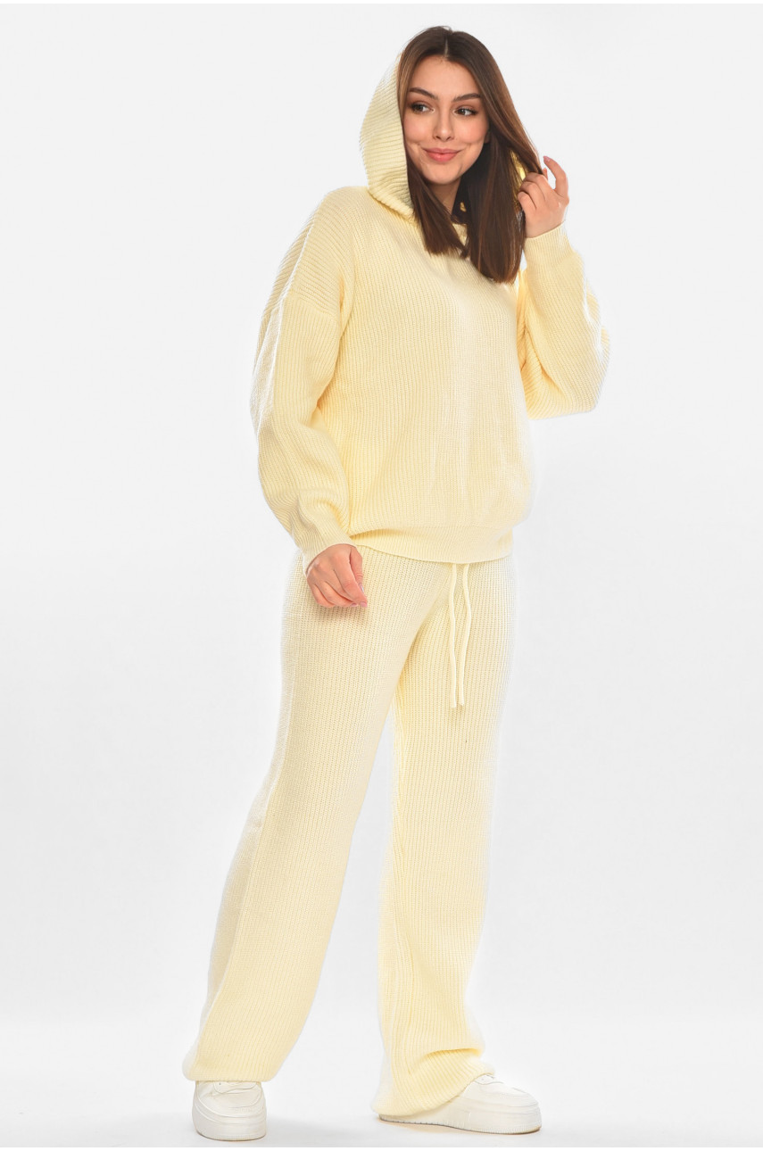 Костюм женский однотонный молочного цвета 858 210422