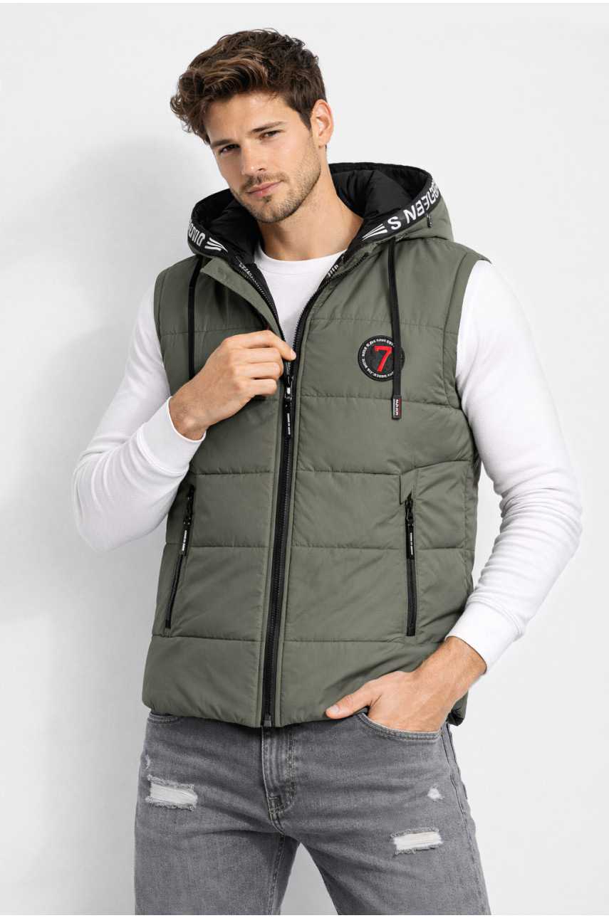 Жилетка мужская демисезонная тёмно-бежевого цвета 6009 210425 Жилетка мужская демисезонная тёмно-бежевого цвета 6009 210425