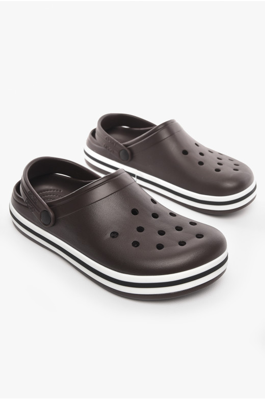 Кроксы мужские темно-коричневого цвета 520 210440