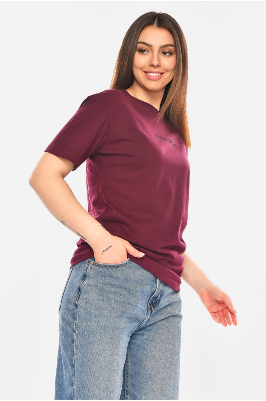 Футболка жіноча бордового кольору з принтом 93128 210443