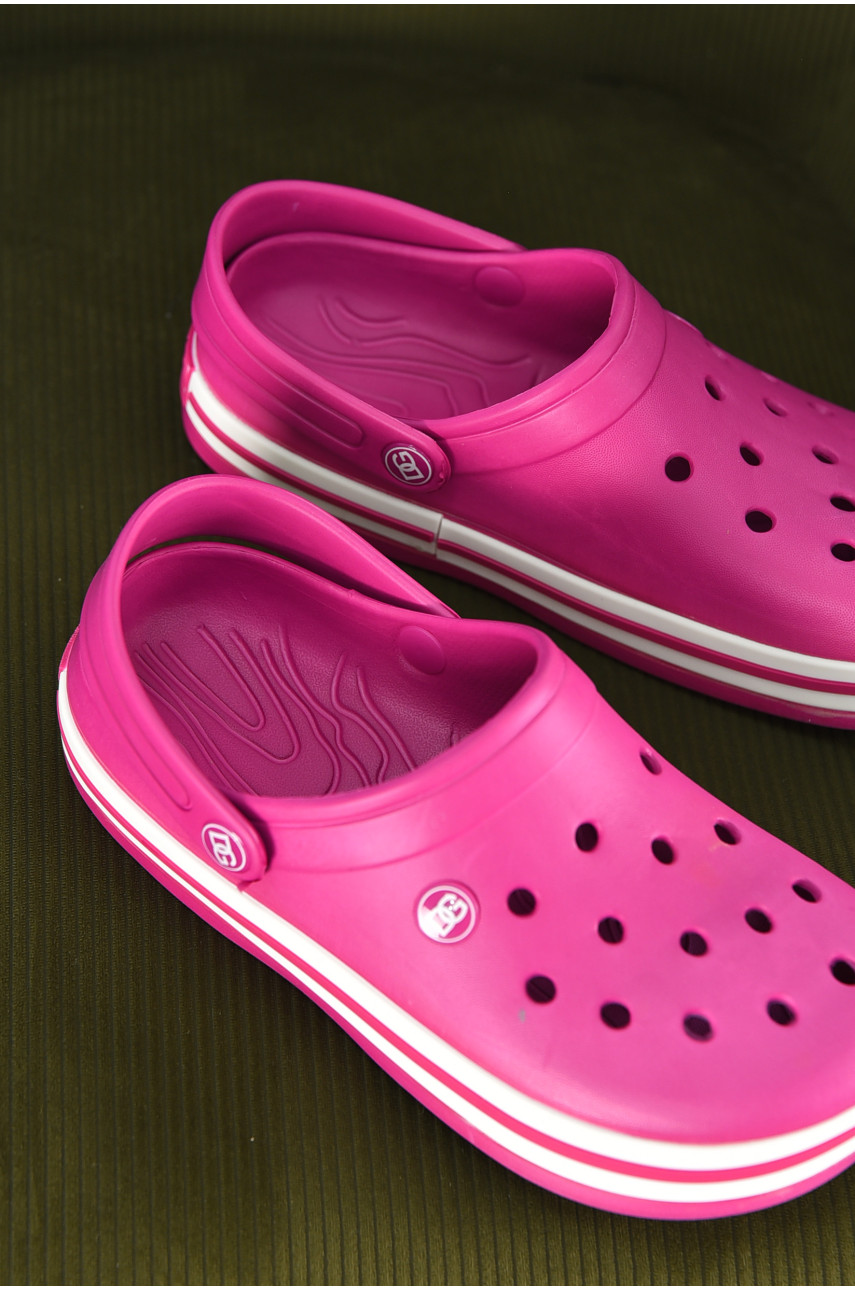 Кроксы женские малинового цвета 418 210455