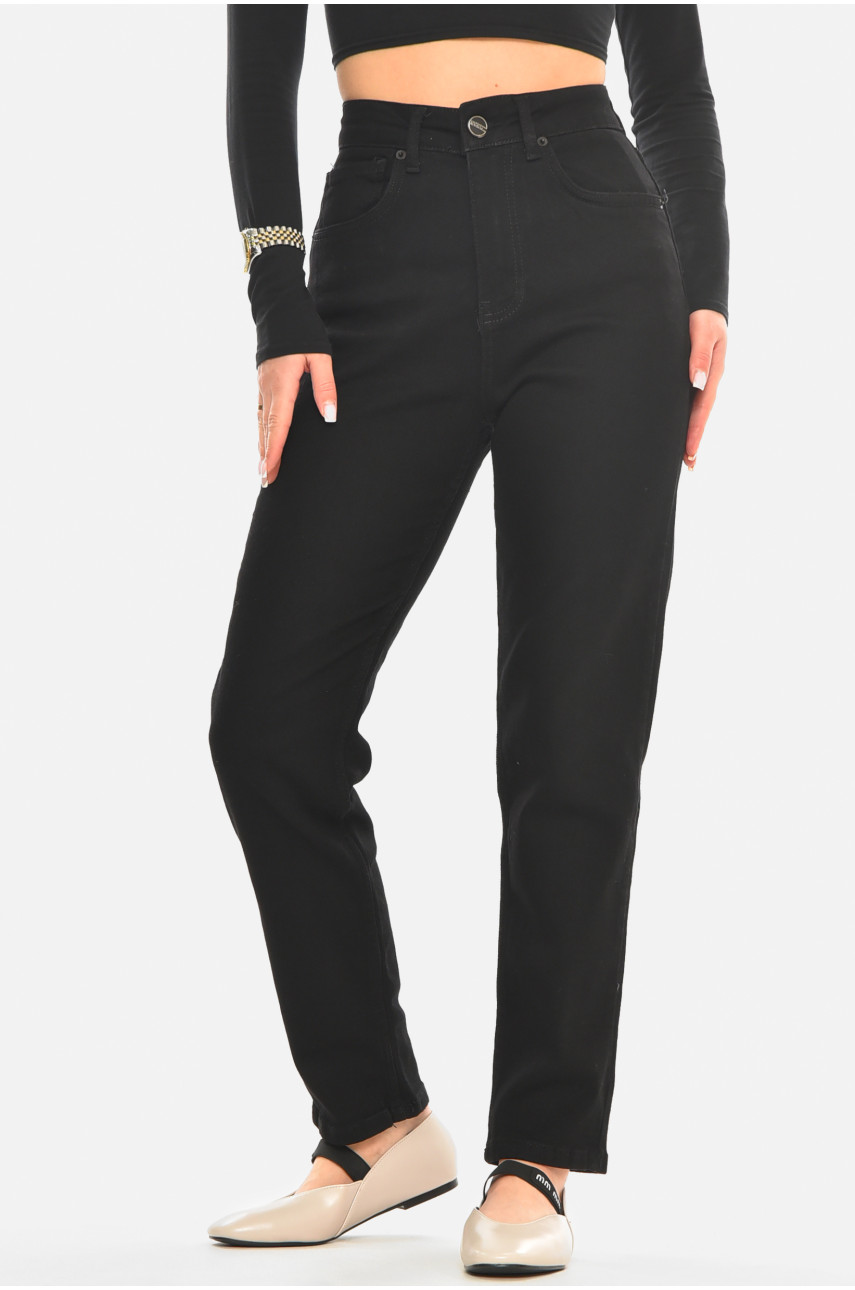 Джинсы женские однотонные черного цвета 0001110 210515