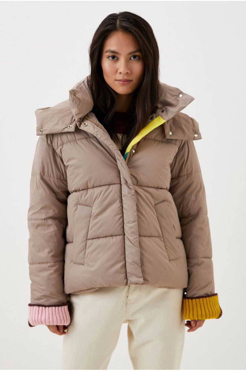 Куртка женская демисезонная бежевого  цвета 637 210527