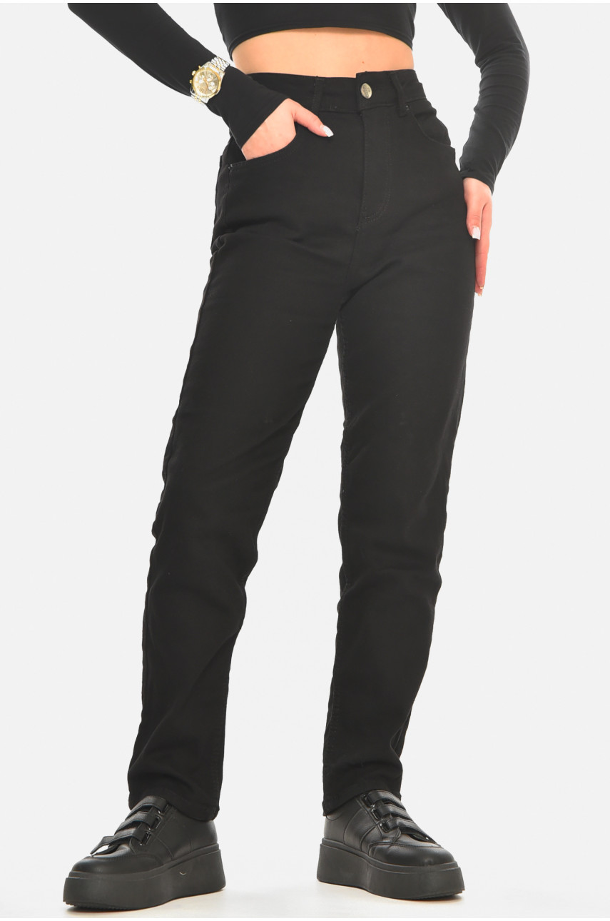 Джинсы женские однотонные черного цвета 00847 210534