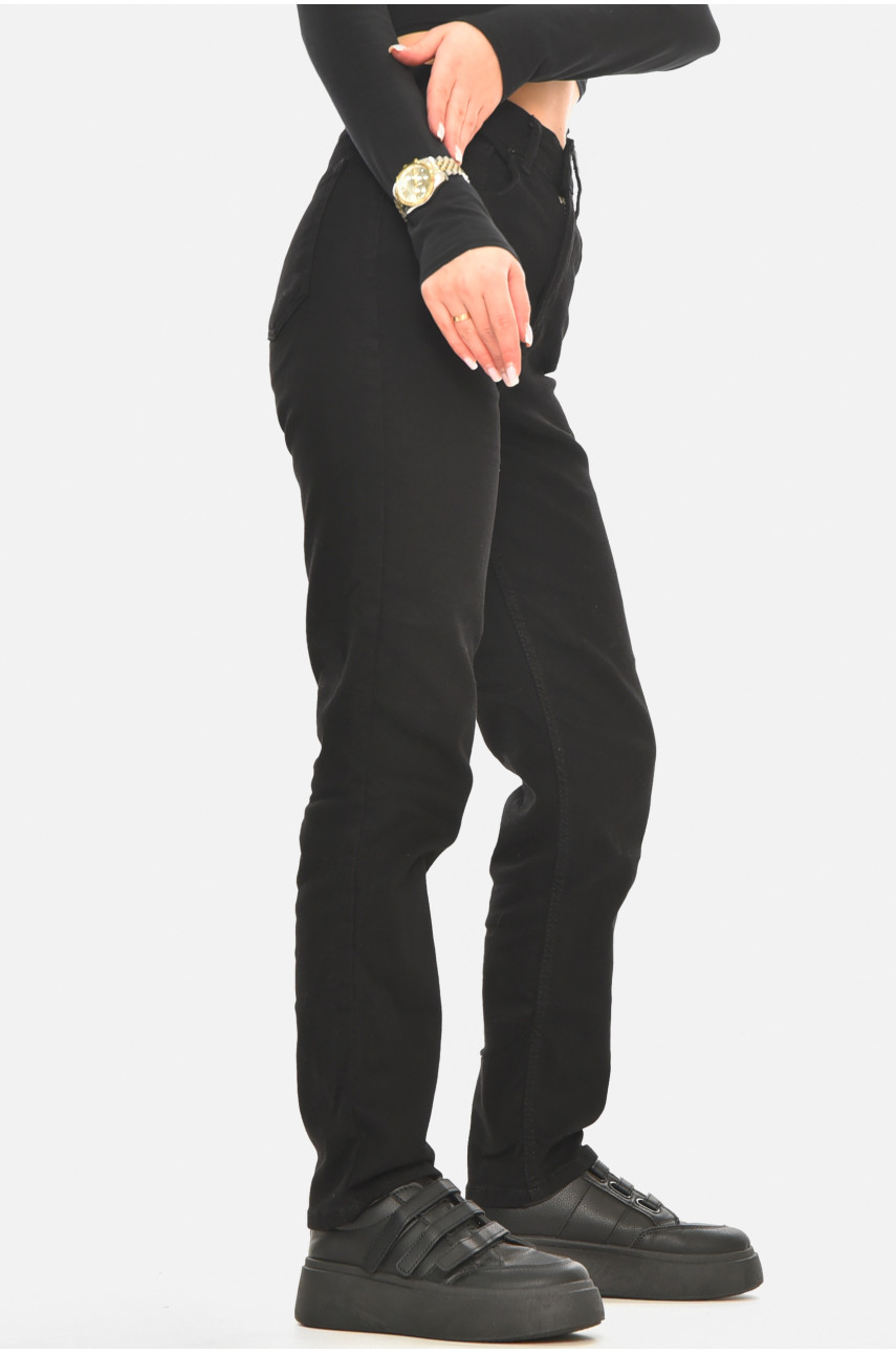 Джинсы женские однотонные черного цвета 00847 210534