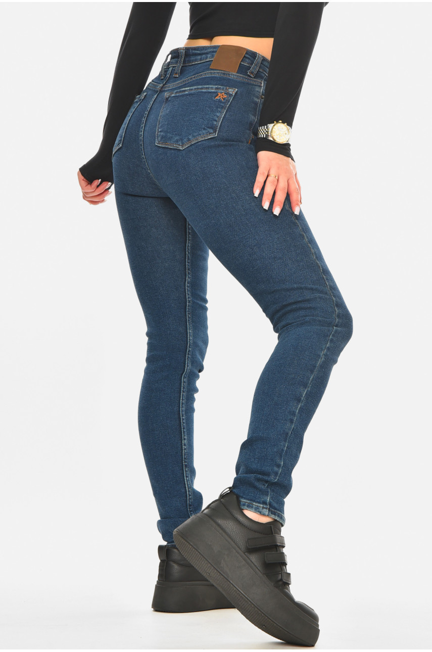Джинсы женские однотонные тёмно-синего цвета 113 210540