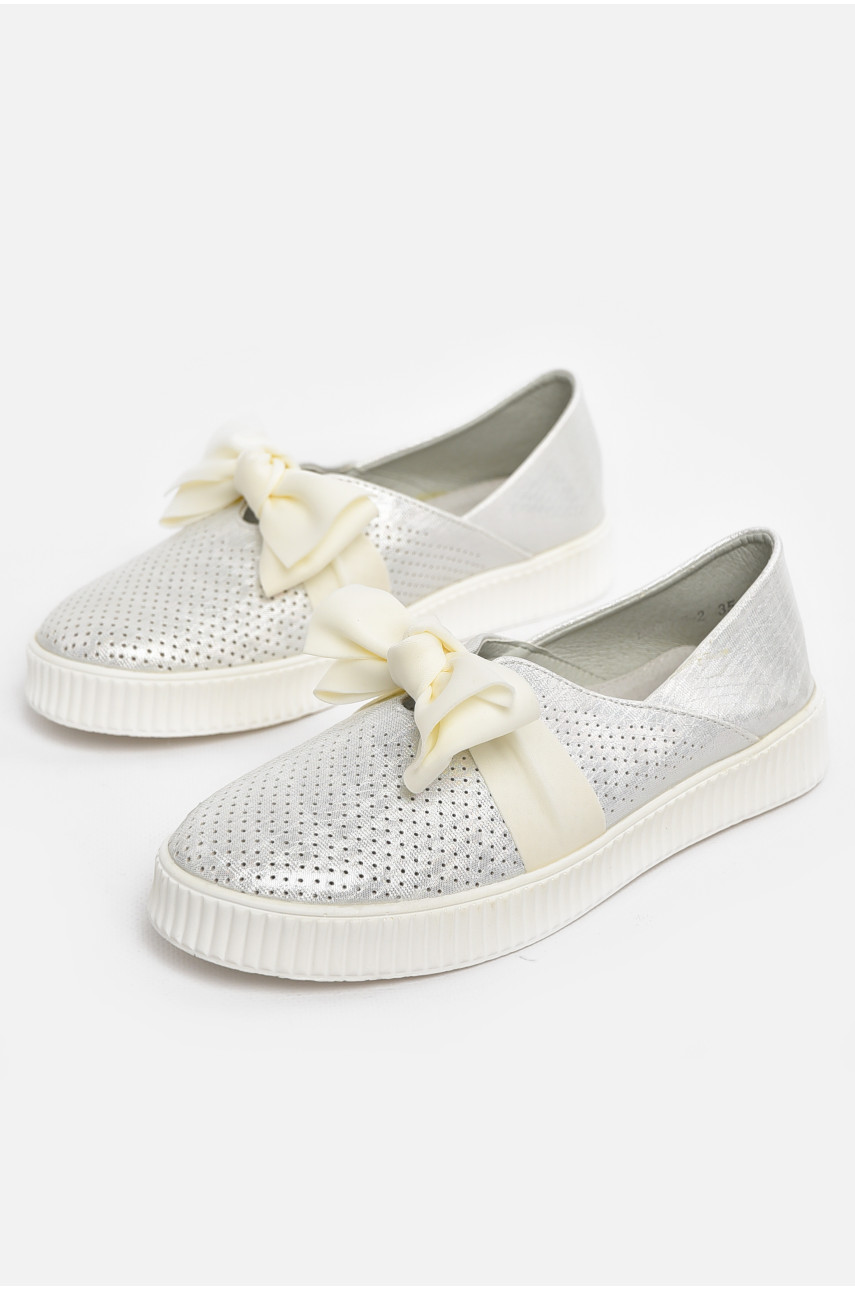 Туфлі-лофери дитячі для дівчинки сріблястого кольору 9875-2 210554