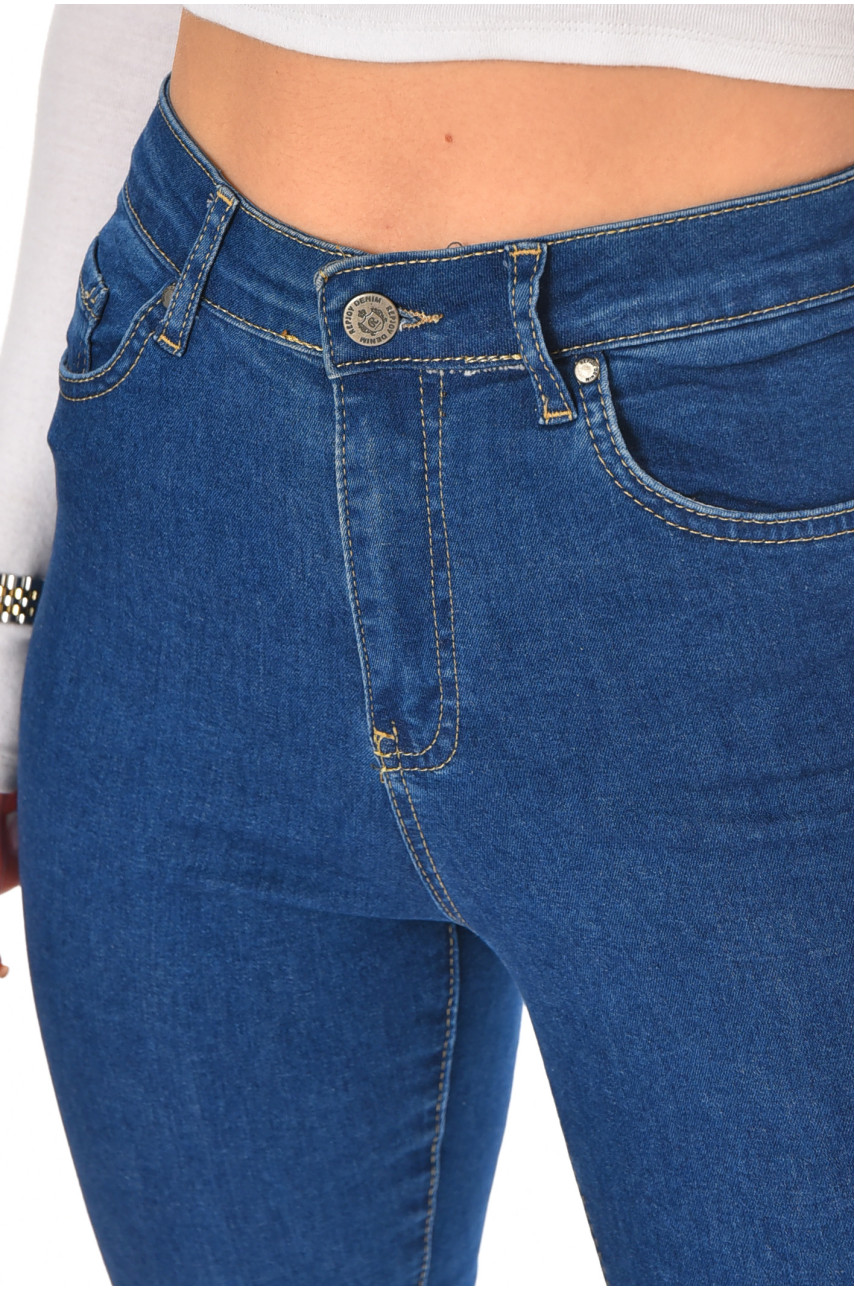 Джинси жіночі однотонні синього кольору 210580 Джинси жіночі однотонні синього кольору 210580
