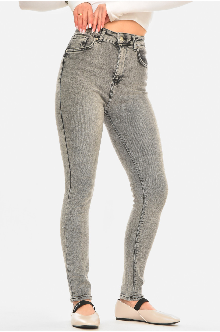 Джинсы женские однотонные серого цвета 00624/2 210613