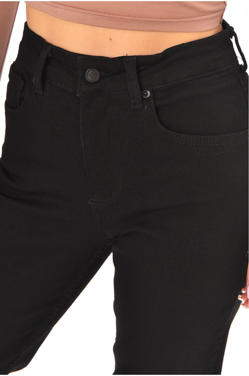 Джинси жіночі однотонні чорного кольору 00962/2 210667