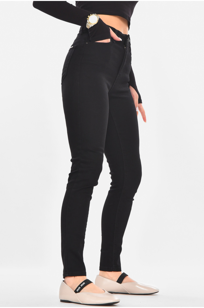 Джинсы женские однотонные черного цвета 2001 210736