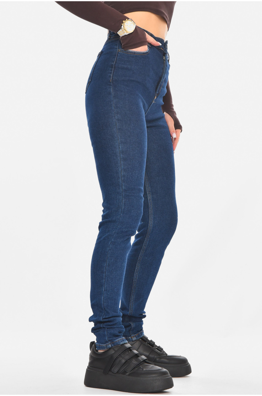 Джинсы женские однотонные темно-синего цвета 0964 210781