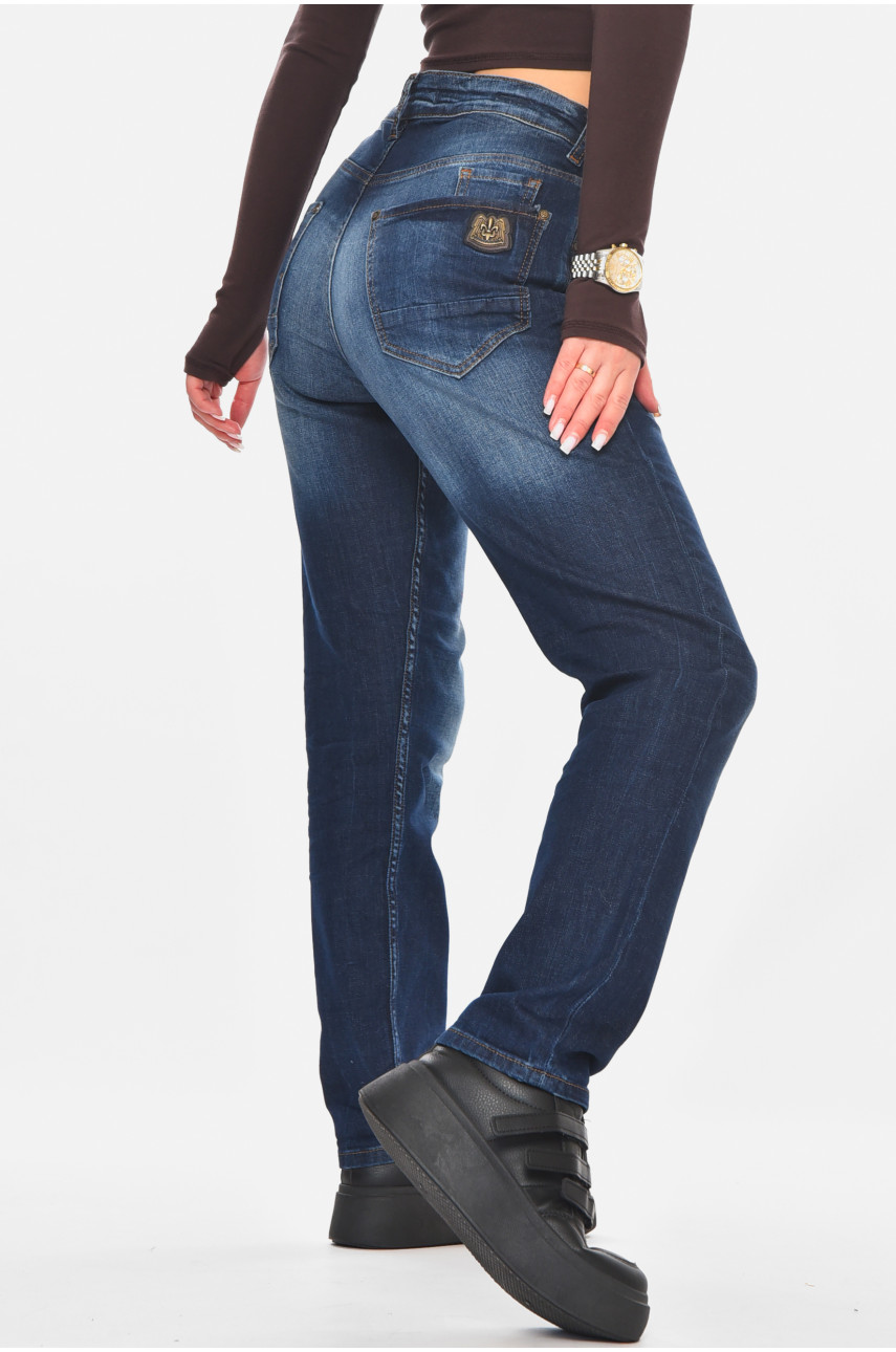 Джинсы женские однотонные темно-синего цвета 133 210805